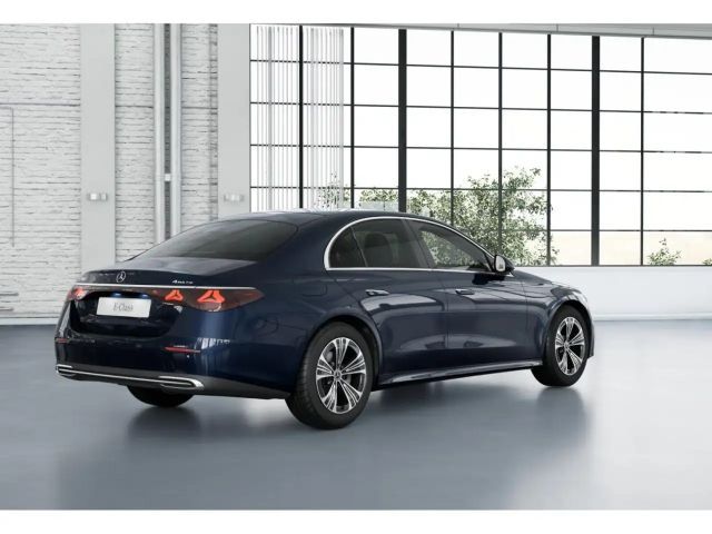 Mercedes-Benz E 200 4MATIC AVANTGARDE Sedan