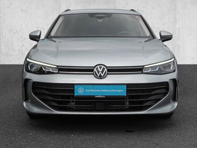 Volkswagen Passat 1.5 eTSI DSG Variant