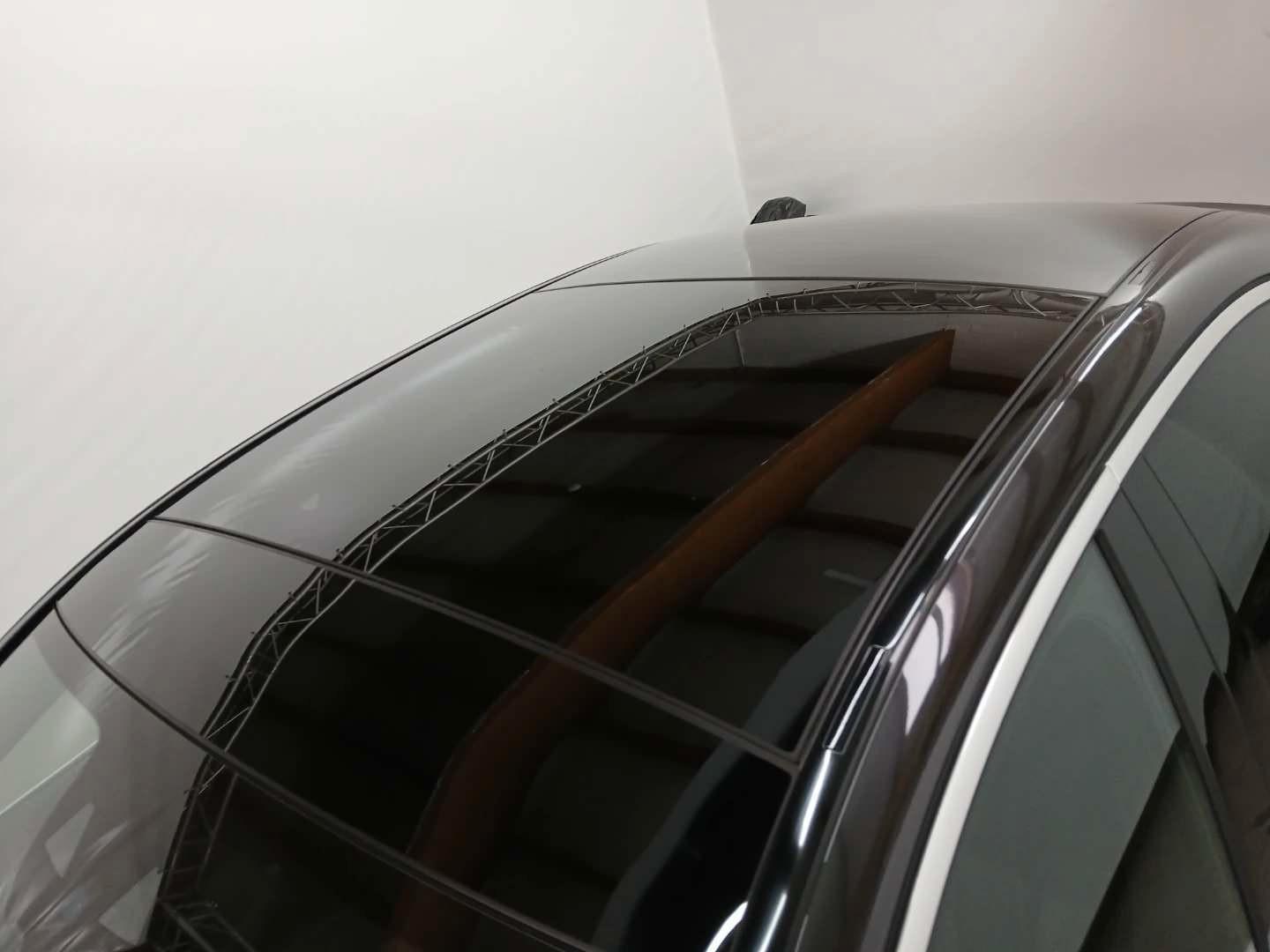 Mercedes-Benz E 220 Sedan