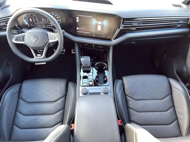 Volkswagen Touareg R-Line Style