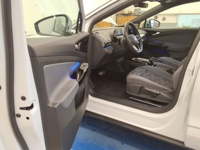 Volkswagen ID.5 *5J GAR*PANO*WÄRMEPUMPE*NAVI*MATRIX*