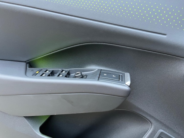 Volkswagen T-Roc 1.5 eTSI