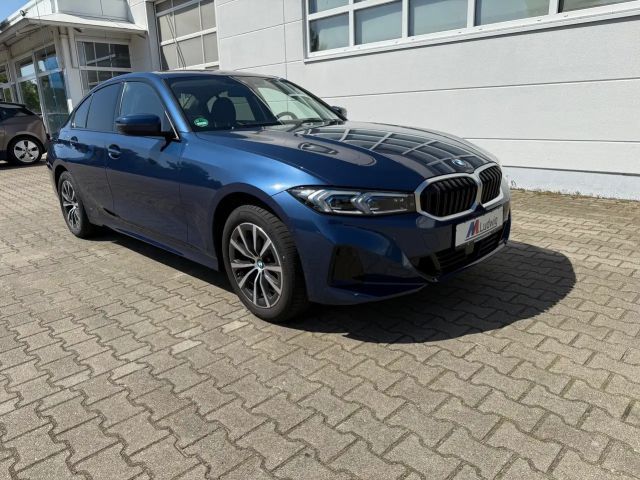 BMW 318 318i Sedan