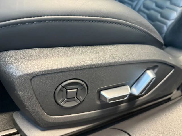 Audi RS6 Avant Performance Quattro