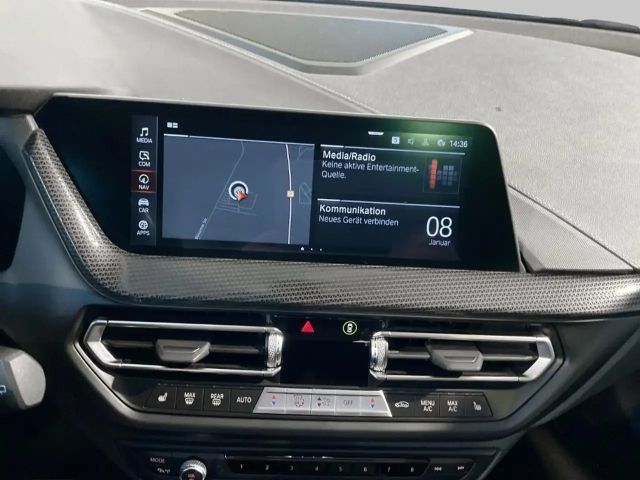 BMW 118 118d Sedan Sport Line