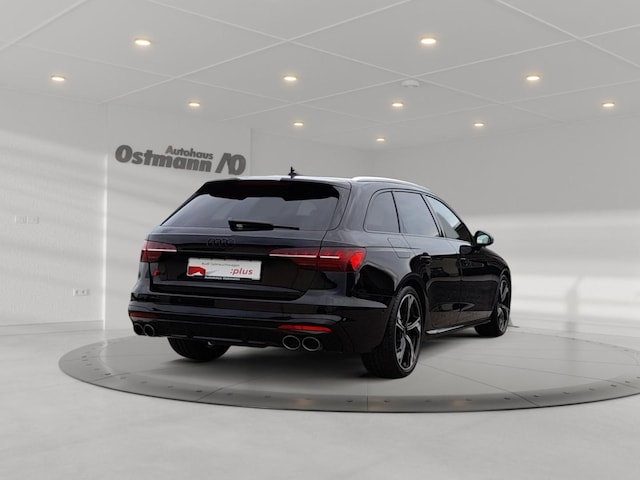 Audi S4 Avant Quattro