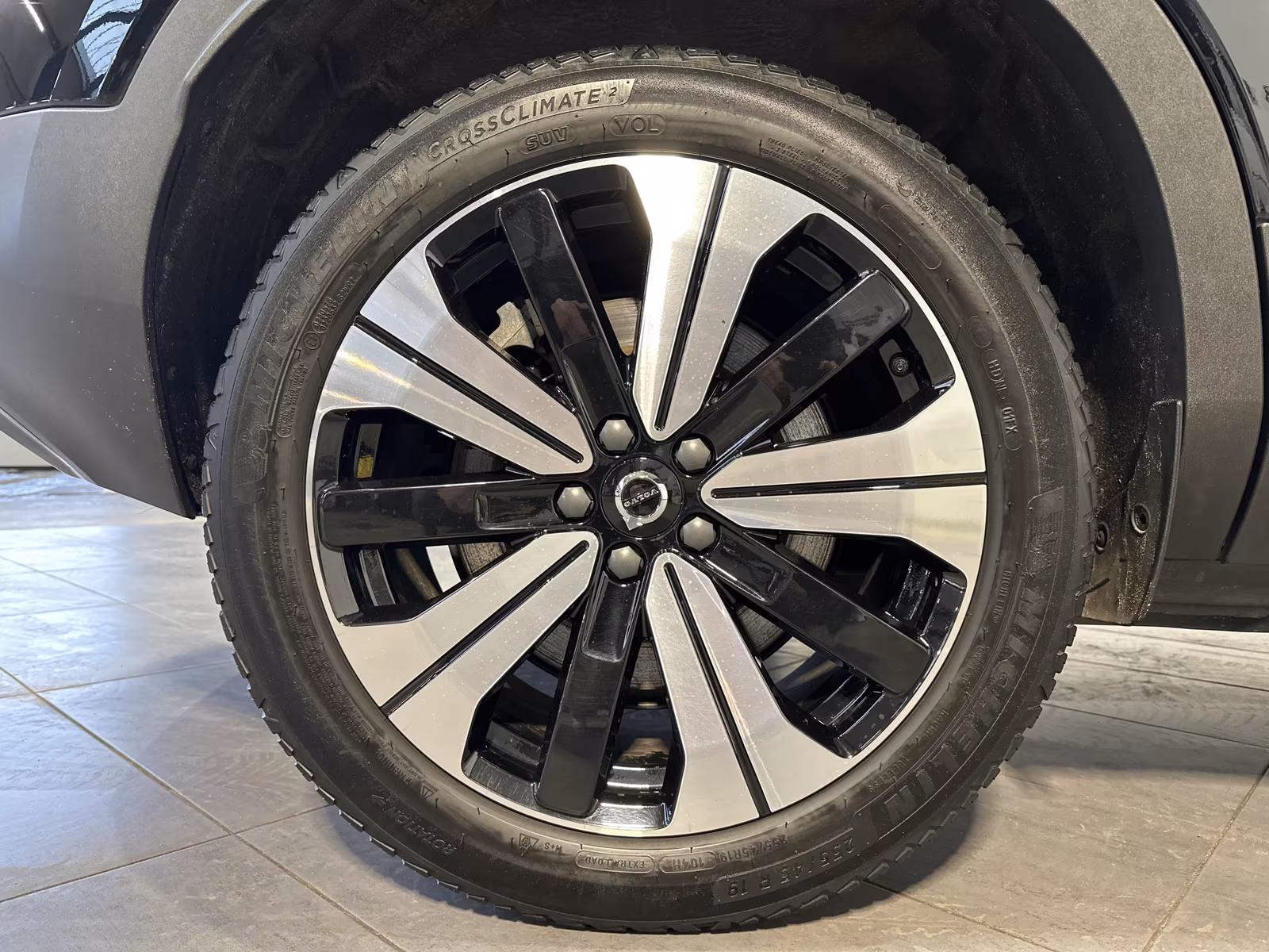 Volvo XC40 Core Recharge