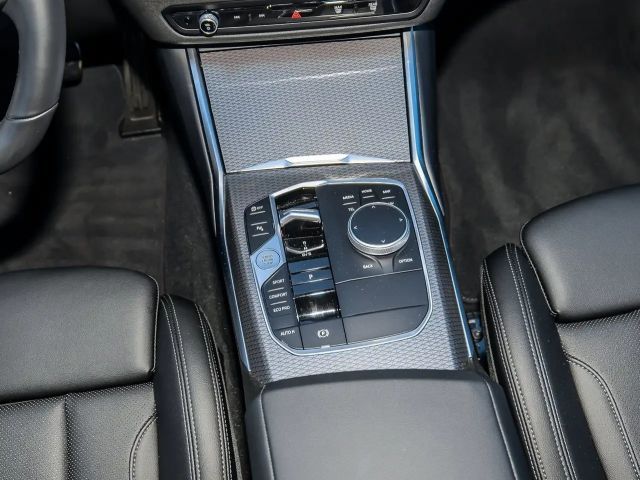 BMW 318 318d M-Sport Sedan