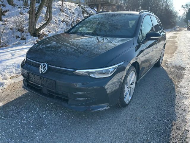 Volkswagen Golf 1.5 eTSI Variant