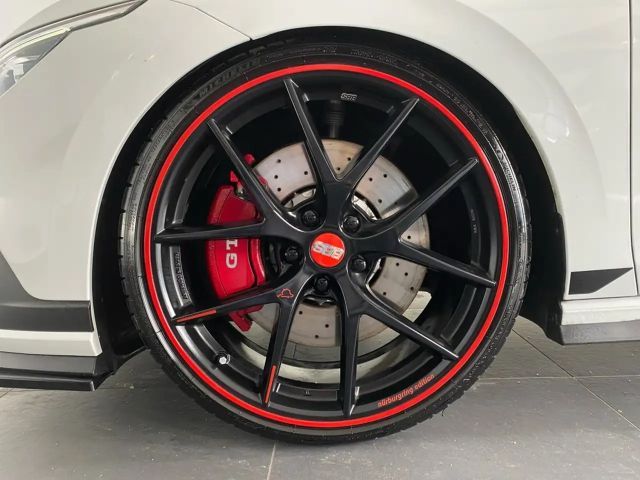 Volkswagen Golf 2.0 TSI DSG GTI