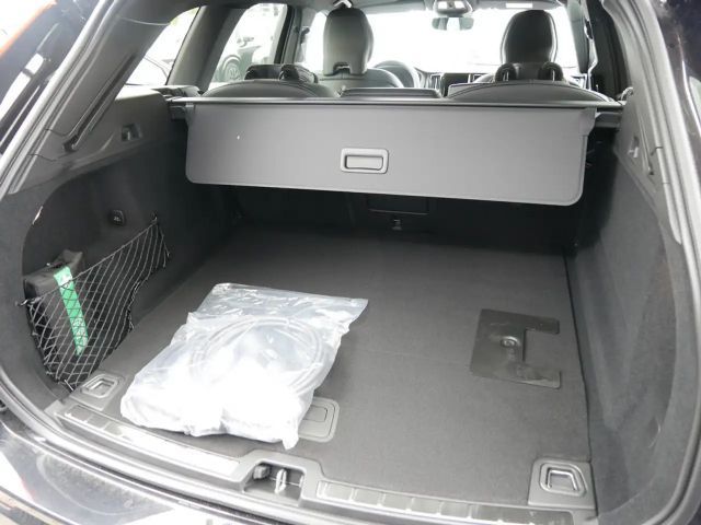 Volvo XC60 AWD Dark Plus T6