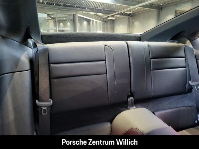 Porsche 992 Carrera Coupé