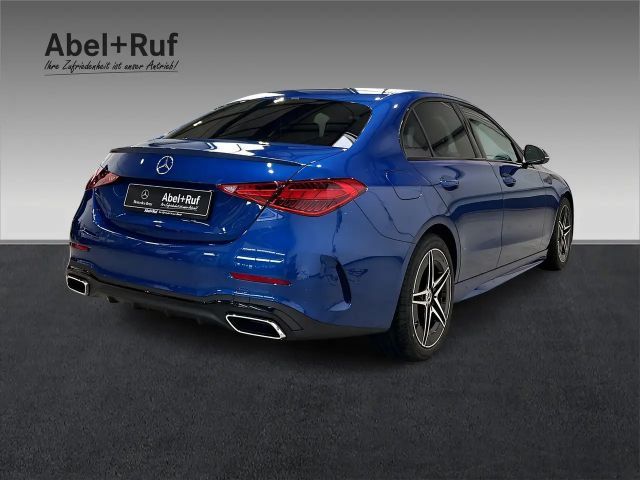 Mercedes-Benz C 200 AMG Line Sedan
