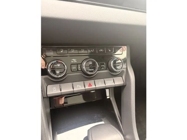 Skoda Karoq Style Style