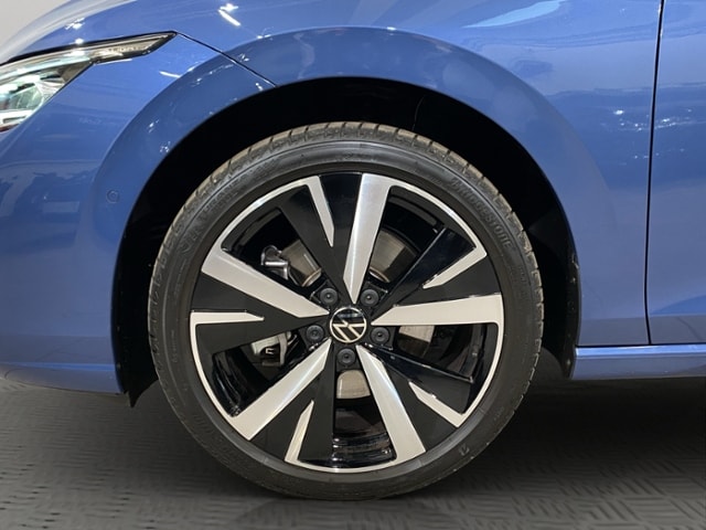 Volkswagen Golf 2.0 TDI DSG Golf VIII Variant