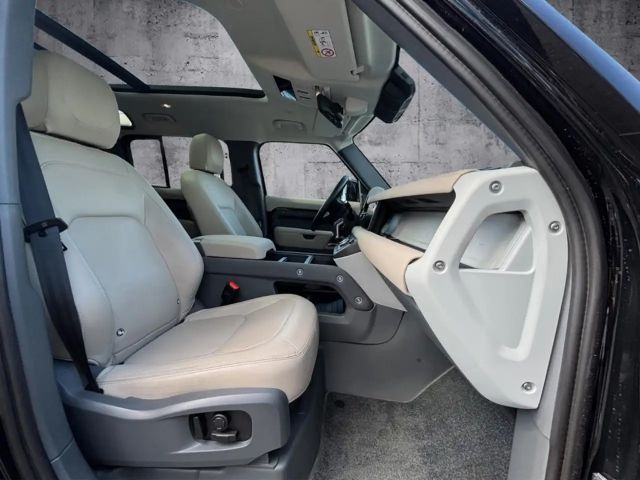 Land Rover Defender 110 P400