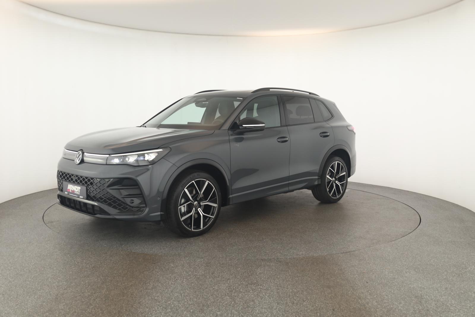 Volkswagen Tiguan 2.0 TSI DSG IQ.Drive R-Line