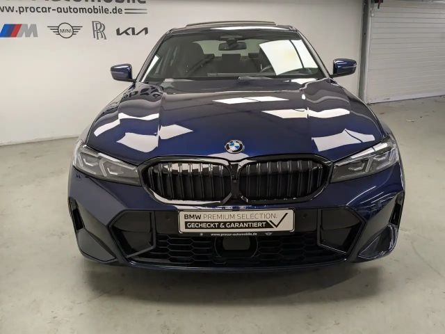 BMW 330 330i M-Sport Sedan