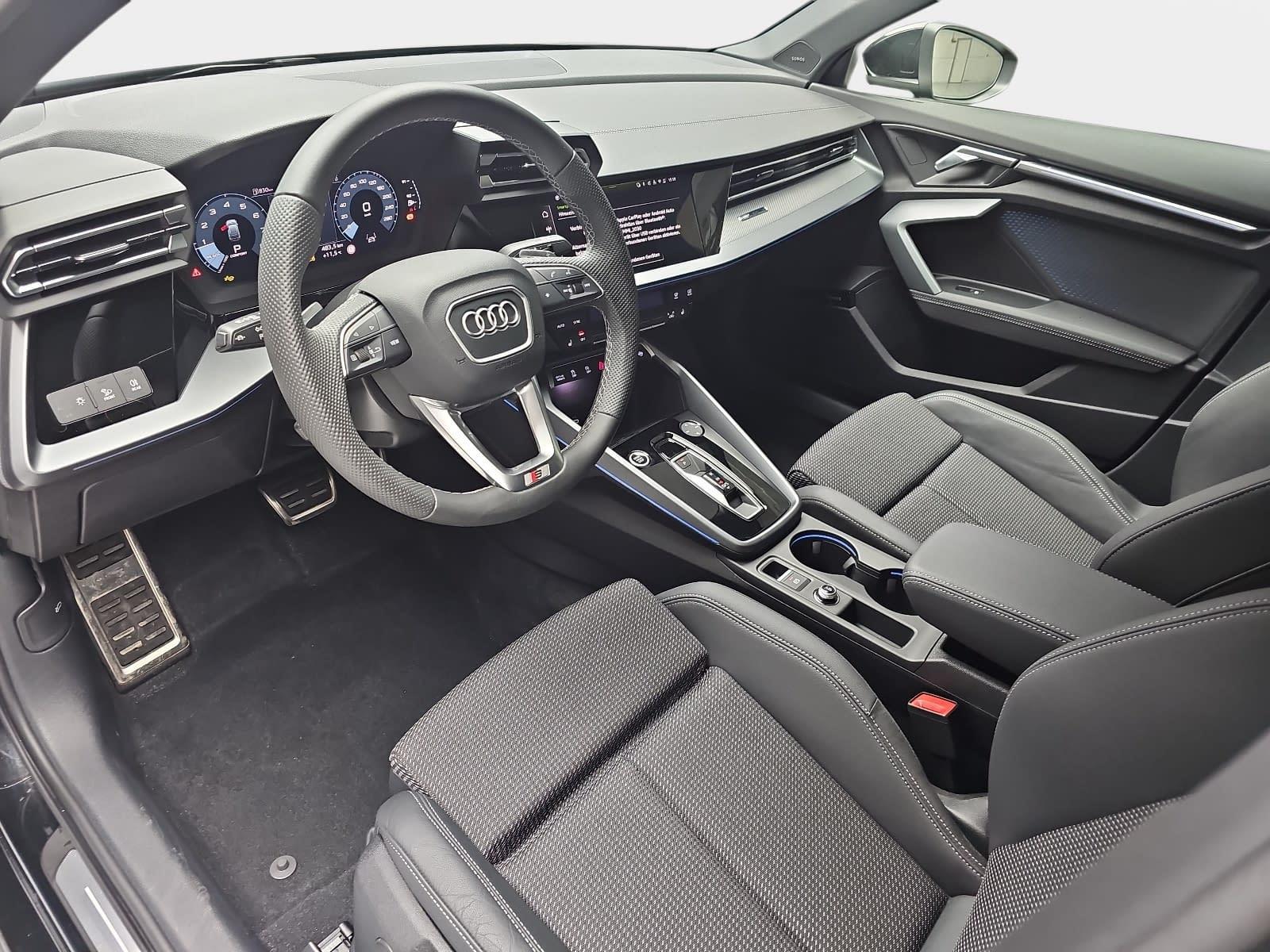 Audi A3 35 TFSI S-Line Sedan Sportback