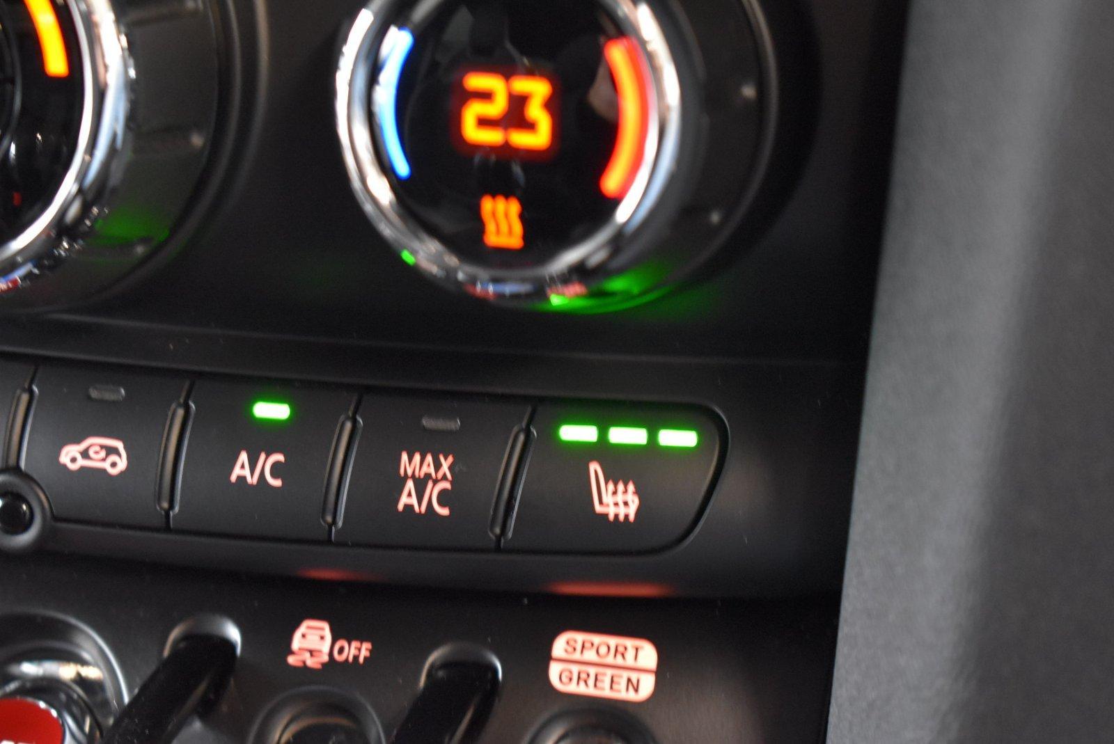 MINI Cooper John Cooper Works