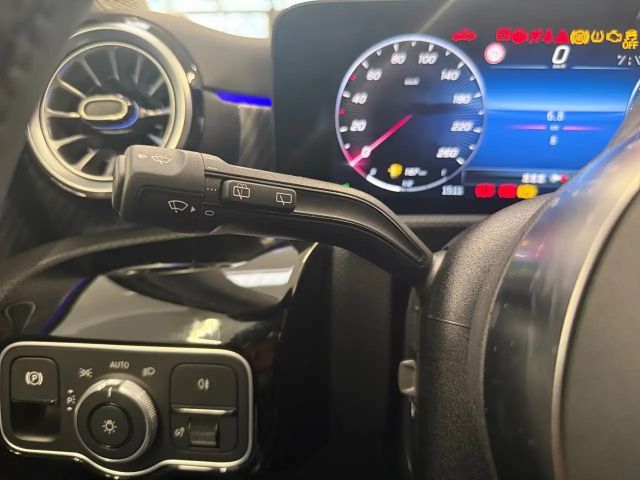 Mercedes-Benz A 180 Hatchback