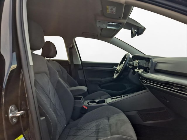 Volkswagen Golf 1.5 eTSI DSG Golf VIII Variant