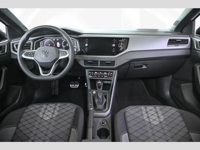 Volkswagen Taigo 1.0 TSI DSG R-Line