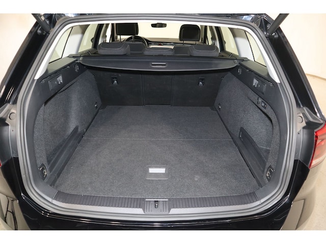 Volkswagen Passat 1.5 TSI Business DSG Variant