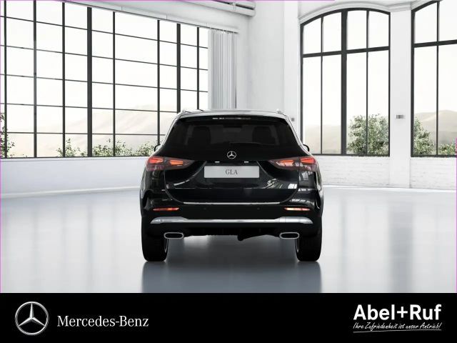 Mercedes-Benz GLA 220 4MATIC AMG Line