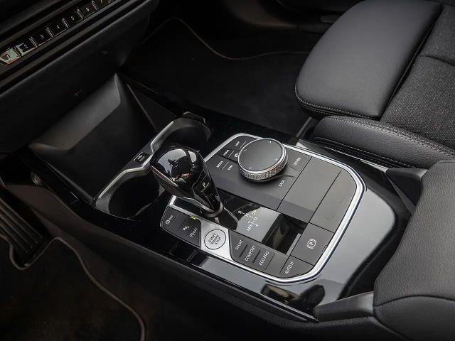 BMW 120 120i Sedan Sport Line