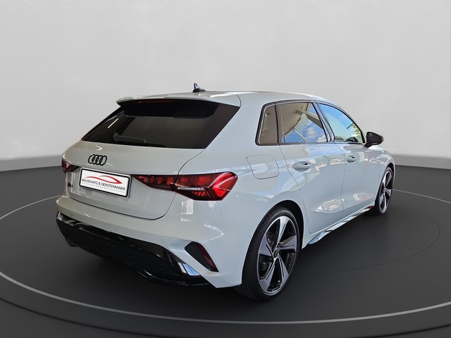 Audi A3 35 TFSI S-Line S-Tronic Sportback