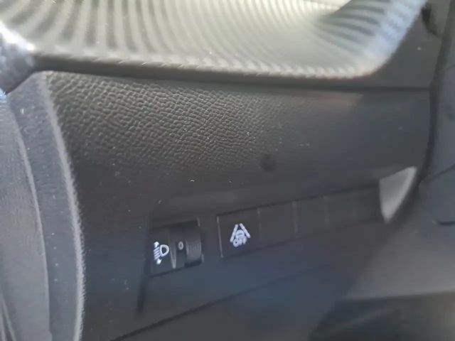 Peugeot E-208 Active Pack