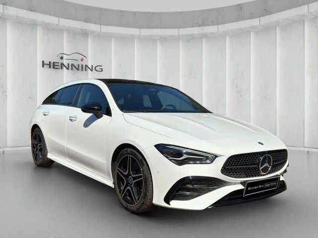 Mercedes-Benz CLA 200 AMG Line