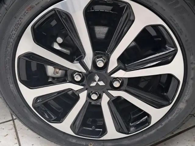 Mitsubishi Space Star CVT ClearTec MIVEC Star