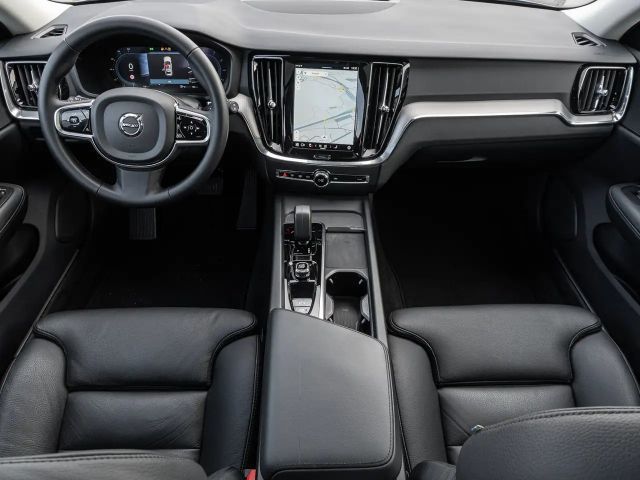 Volvo V60 Cross Country AWD Plus