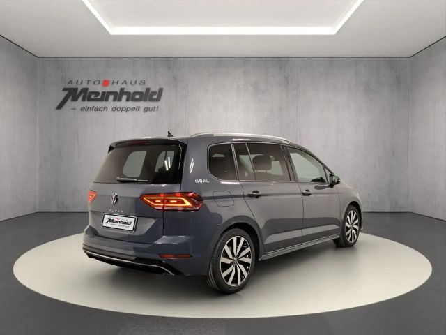 Volkswagen Touran 1.5 TSI DSG R-Line