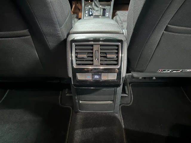 Skoda Superb 4x4 Ambition Combi