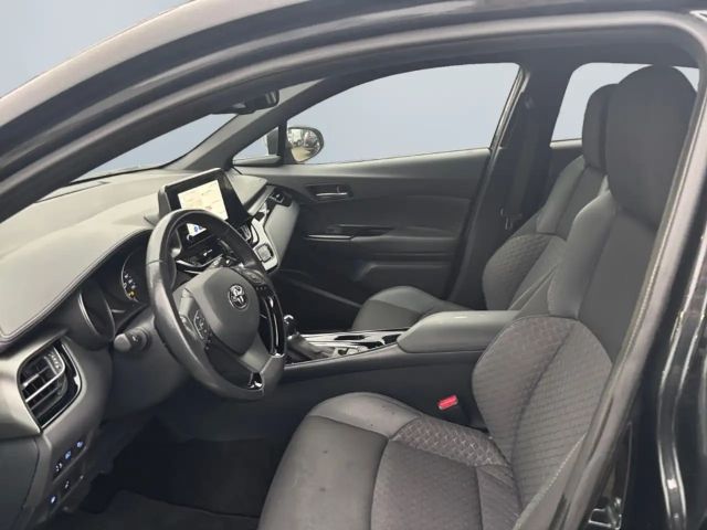 Toyota C-HR Hybride Team D