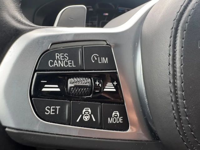 BMW 520 520d M-Sport Sedan xDrive