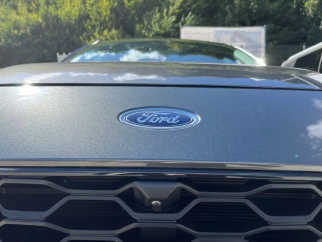 Ford Kuga Plug in Hybrid ST Line X