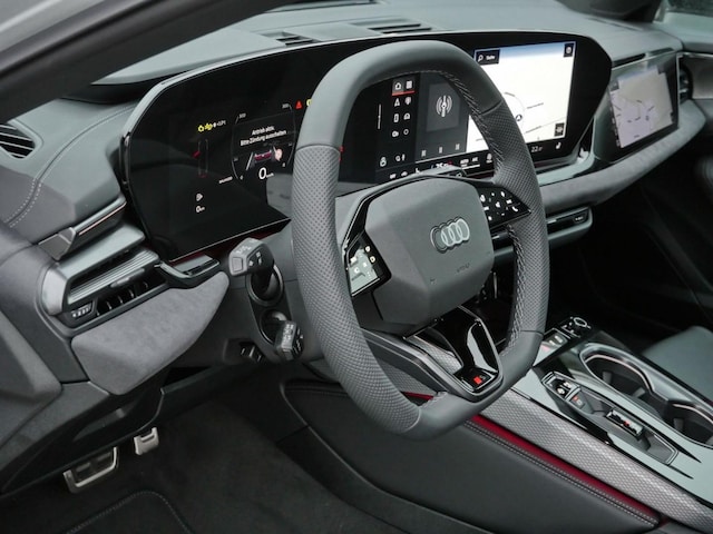 Audi A6 Avant Quattro S-Tronic