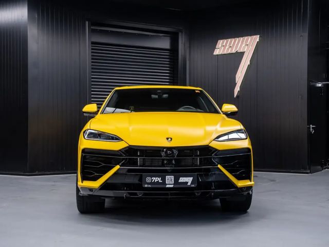 Lamborghini Urus Urus SE + B&W + Panorama + Massage seats + Ambient