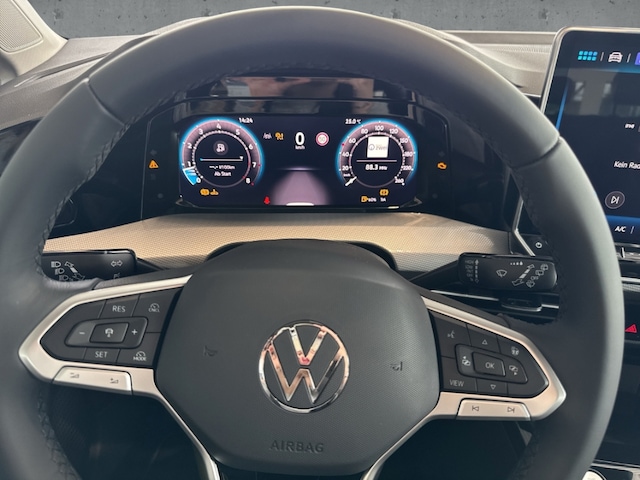 Volkswagen Golf 1.5 TSI Golf VIII Style