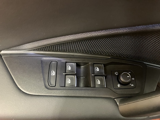 Volkswagen Tiguan 2.0 TDI 4Motion DSG R-Line