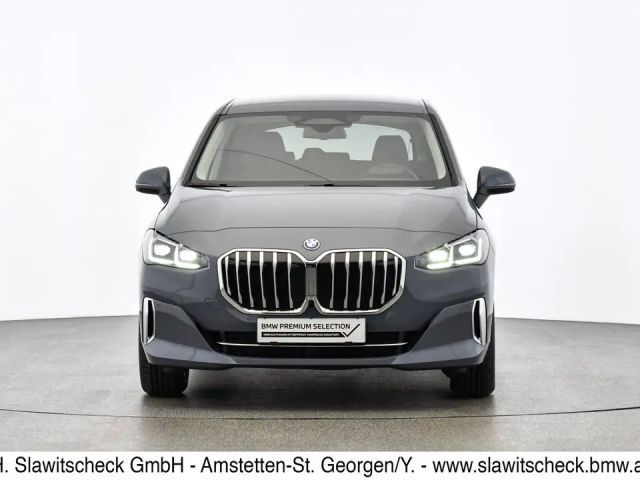 BMW 225 Sedan xDrive