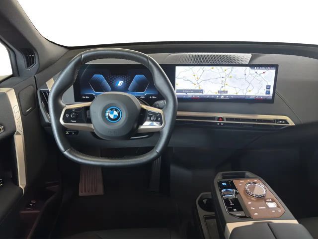 BMW iX xDrive50