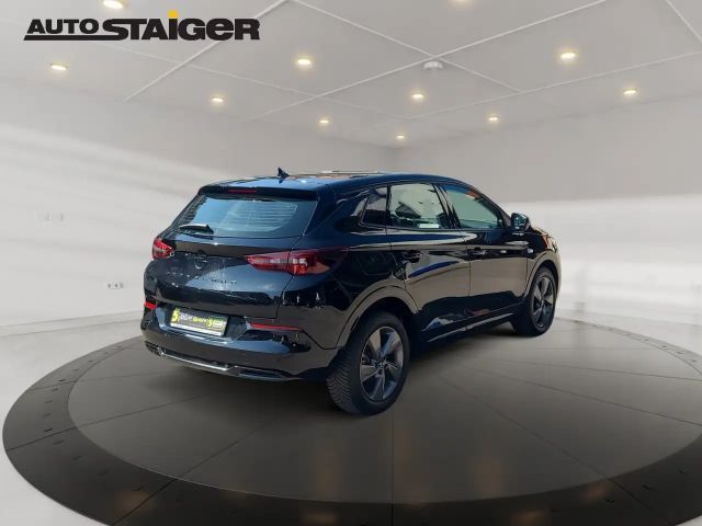 Opel Grandland X 1.2 Turbo Turbo