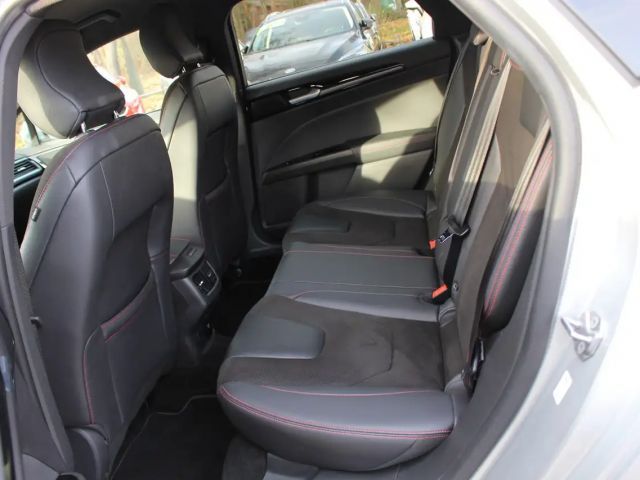 Ford Mondeo ST Line Wagon