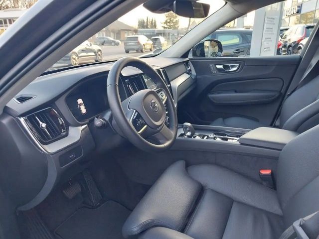 Volvo XC60 AWD Dark Plus