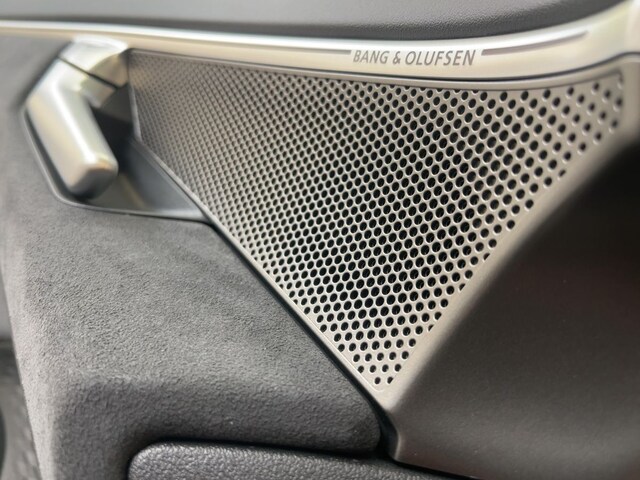 Audi A6 Avant Quattro S-Tronic